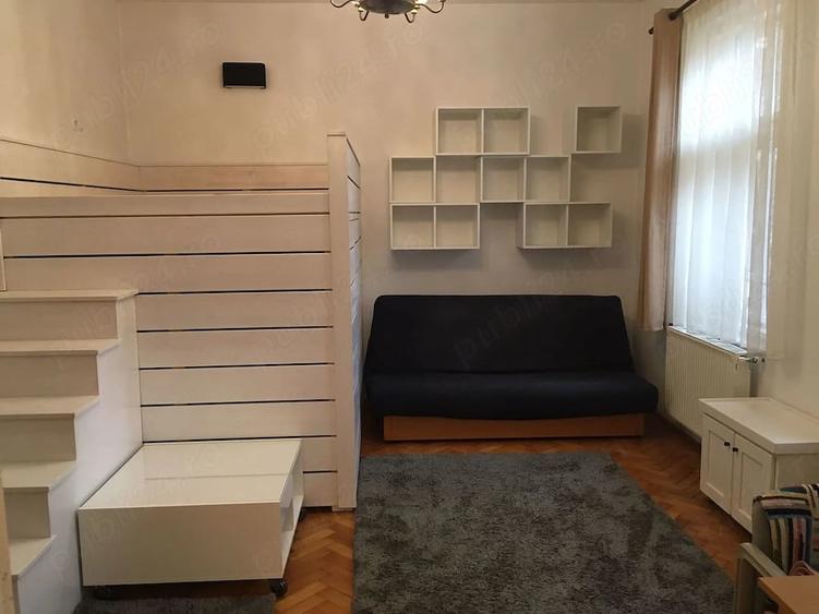 Garsonieră semidecomandată în Central