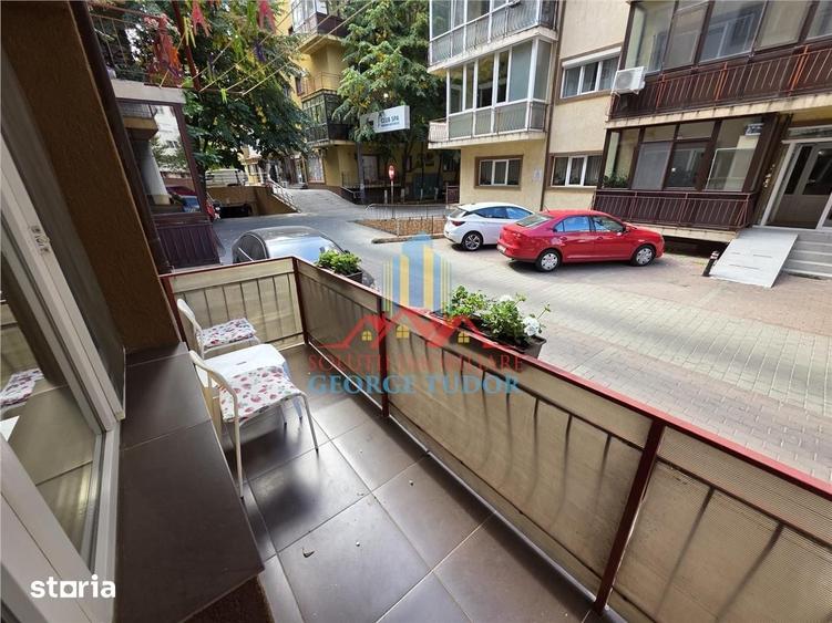 Apartament cu 3 camere decomandat în Chiajna
