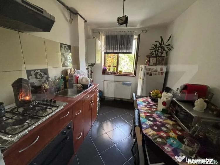 Apartament cu 2 camere semidecomandat în Aleea Trandafirilor