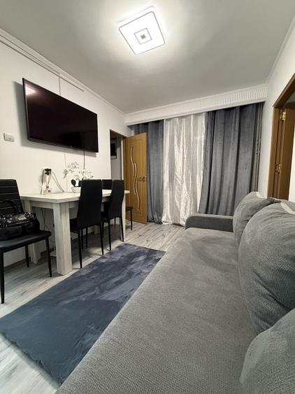 Apartament cu 2 camere semidecomandat în Trivale