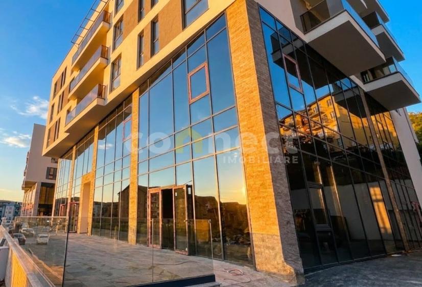 Spațiu comercial, de 400 mp, în Florești