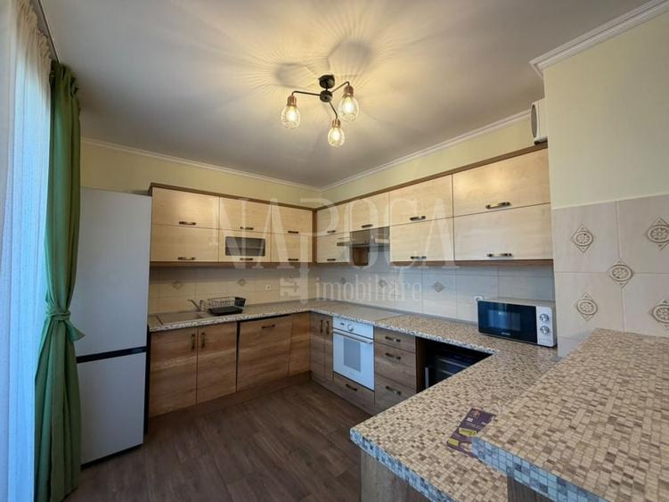 Apartament cu 3 camere semidecomandat în Gheorgheni