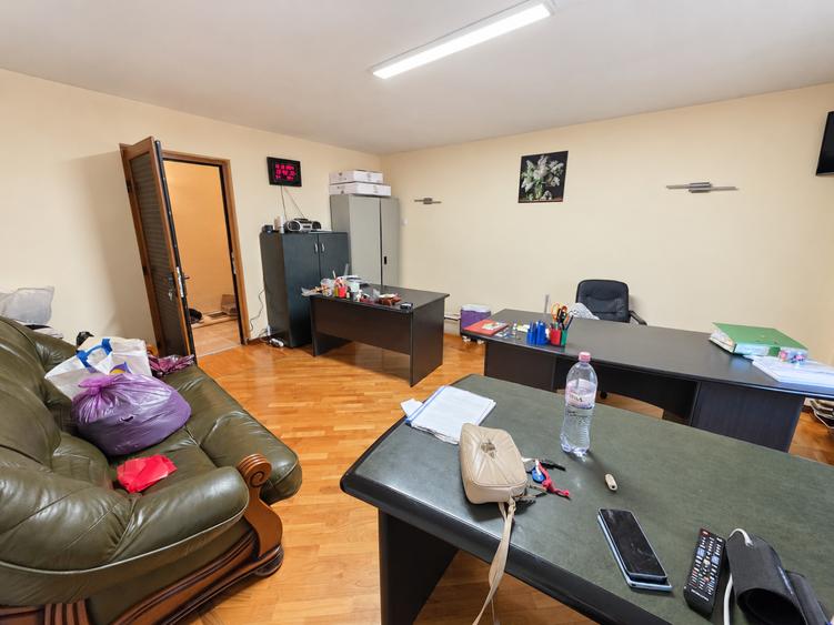 Apartament cu 2 camere decomandat în Calea Călărașilor