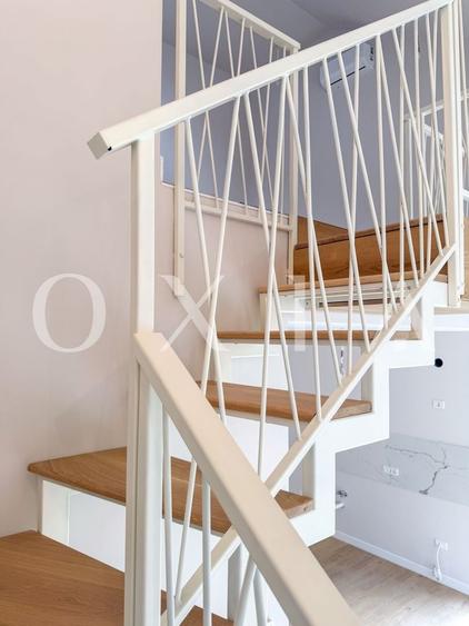 Apartament cu 3 camere semidecomandat în Complex Studențesc