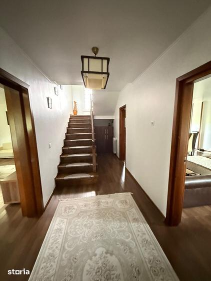 Casă cu 5 camere cu Teren 4300 Mp în Hănțești