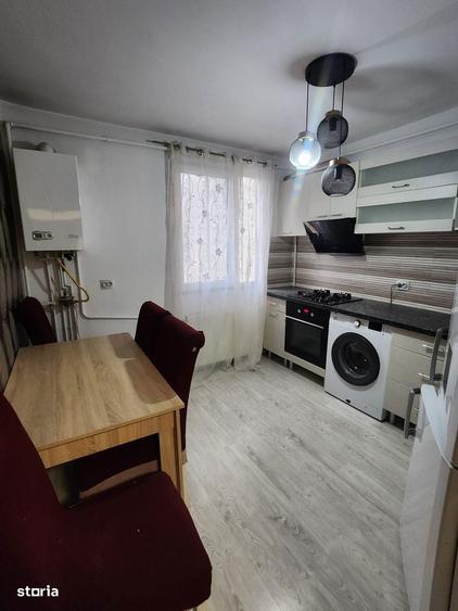 Decomandat 2 camere et 1 Zona Narcisa Comision 0% - 11