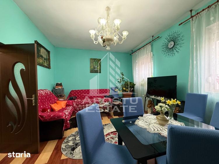 Apartament cu 2 camere decomandat, mobilat în Fabric