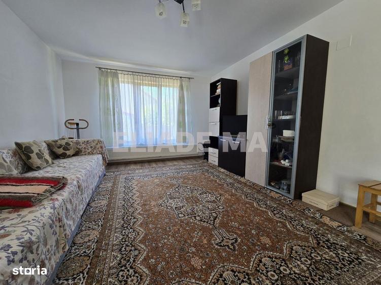 Casă cu 4 camere cu Teren 973 Mp în Valu lui Traian