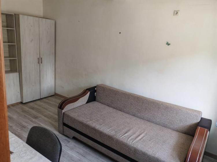 Garsonieră decomandată în Badea Cârțan