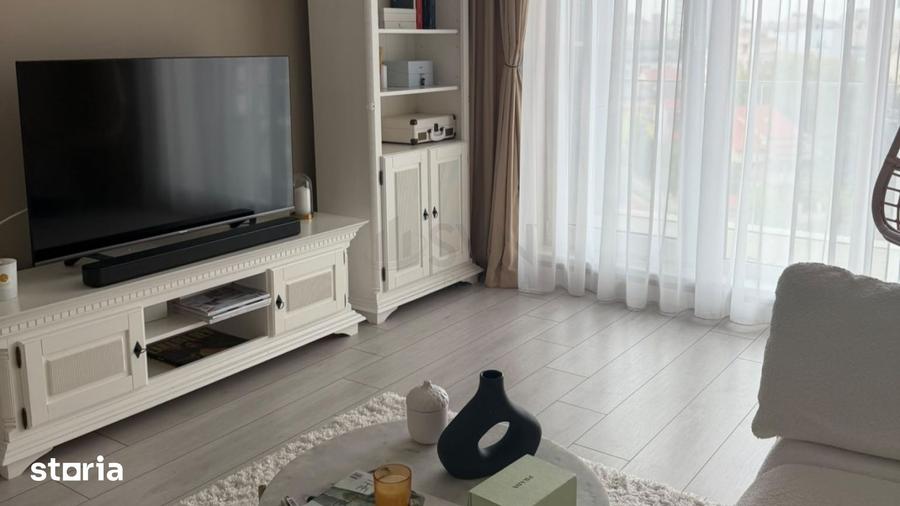 Apartament cu 2 camere decomandat în Vitan