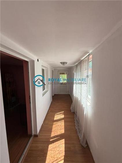 Casă cu 4 camere cu Teren 432 Mp în Ploieștiori