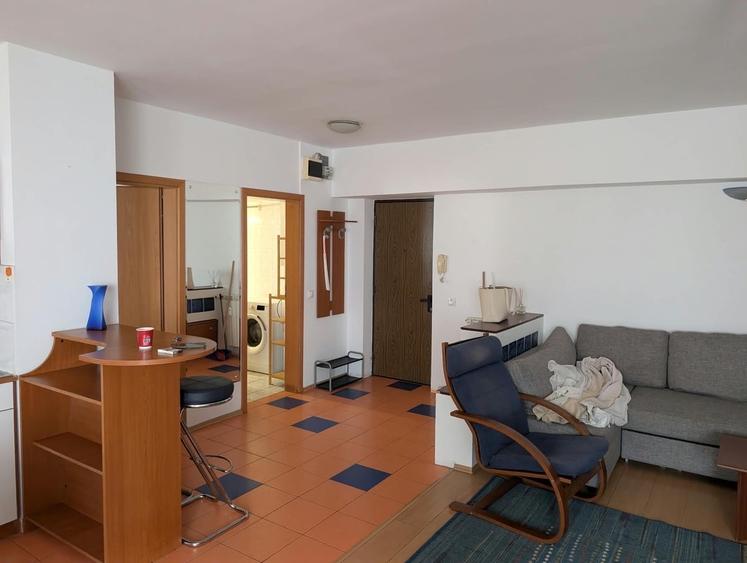 Apartament cu 2 camere semidecomandat în Dorobanți
