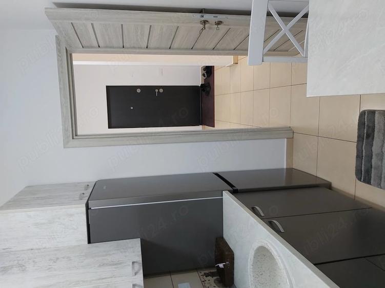 Garsonieră decomandată în Apărătorii Patriei