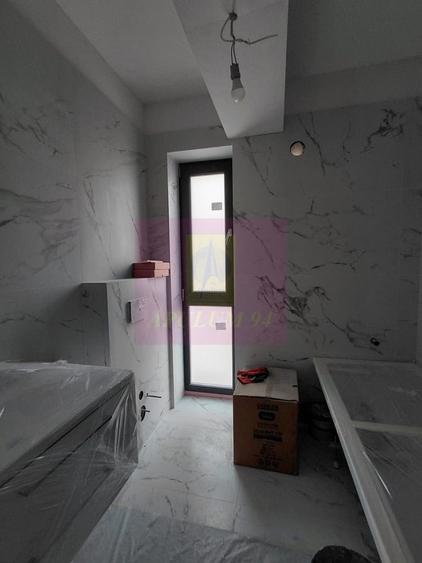 Casă cu 4 camere cu Teren 117 Mp în 1 Decembrie