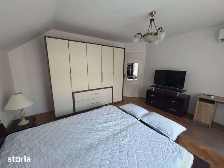 Apartament cu 4 camere în Zorilor