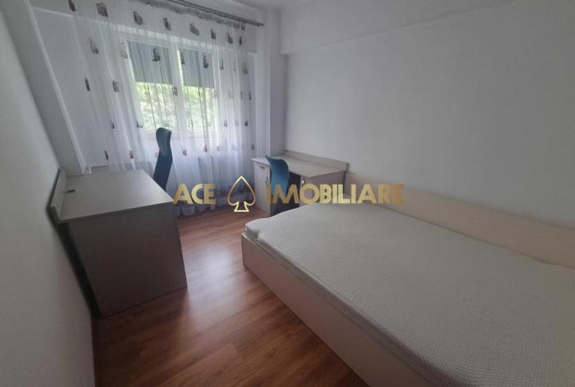 Apartament cu 3 camere decomandat, mobilat în Drumul Taberei