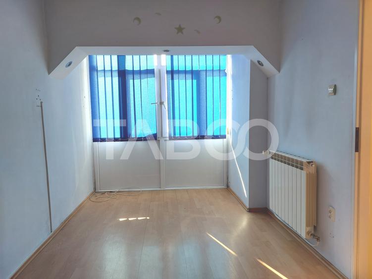 Apartament cu 2 camere nedecomandat, mobilat în Cisnădie