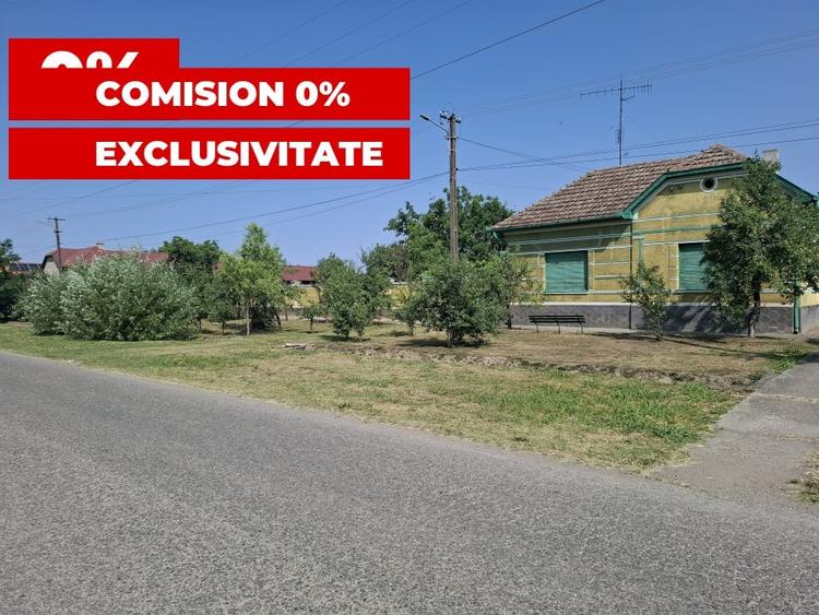 Casă individuală cu 6 camere cu Canalizare în Nădlac