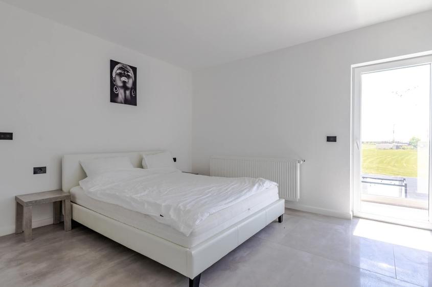 Casă cu 4 camere cu Teren 300 Mp în Fântânele