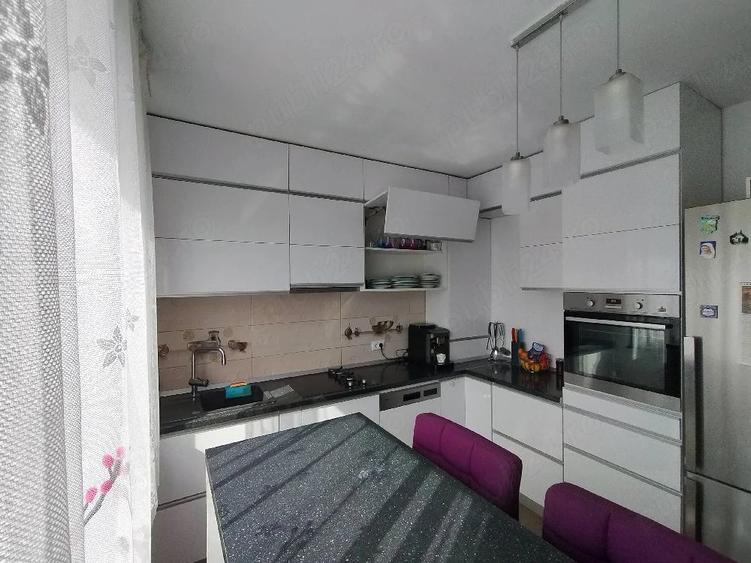 Casă cu 2 camere cu Teren 200 Mp în Rediu