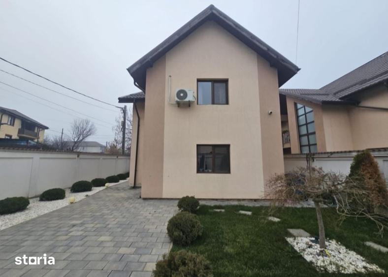 Casă cu 4 camere cu Teren 290 Mp în Bordei