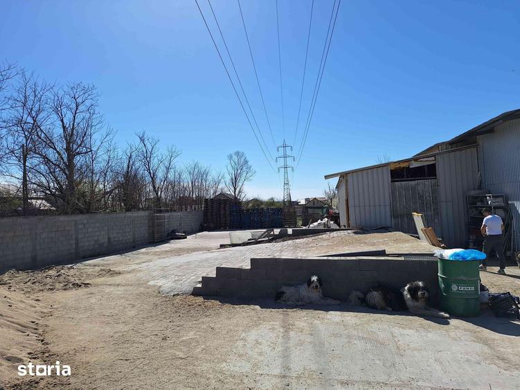 Spațiu comercial, de 254 mp, în Cernele