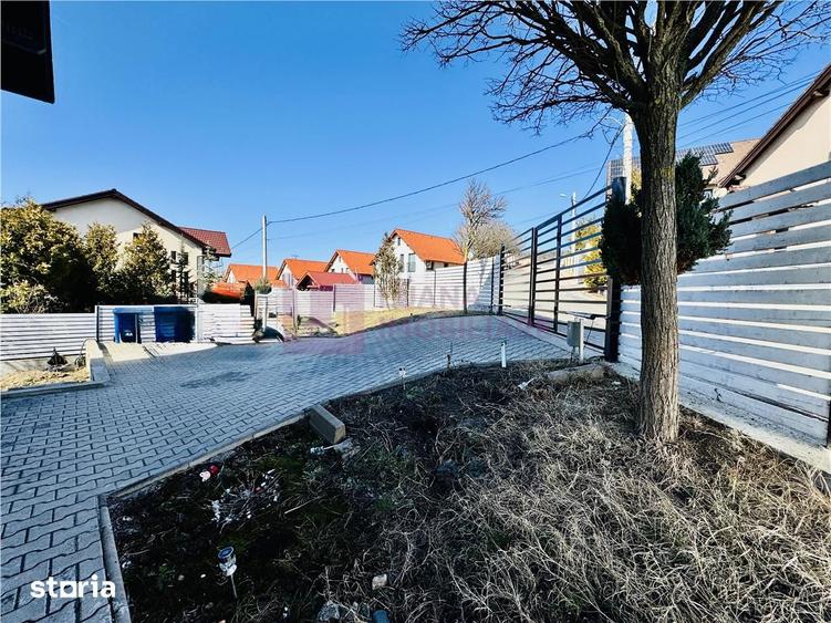 Casă cu 4 camere cu Teren 573 Mp în Ștefan cel Mare