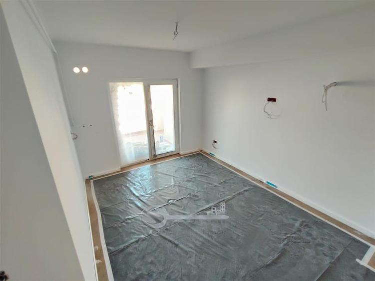 Apartament cu 2 camere decomandat în Galata