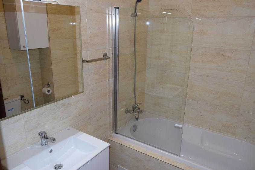 Apartament cu 2 camere semidecomandat în Tineretului