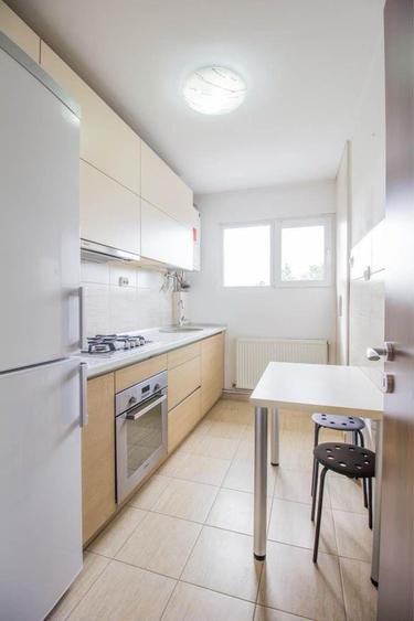 Apartament cu 2 camere semidecomandat în Astra