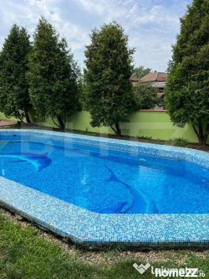 Casă cu 2 camere cu Teren 2000 Mp în Central