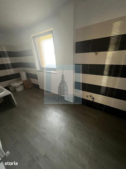 Casă cu 7 camere cu Teren 550 Mp în Bunloc