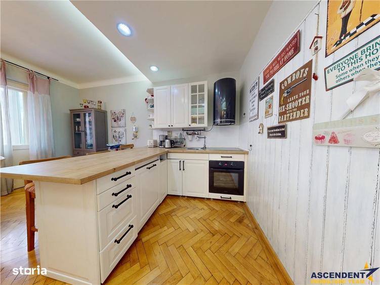 Apartament cu 3 camere în Noua