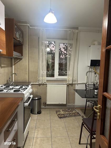 Campina - ap. 2 cam mobilat - 300 Euro/Luna