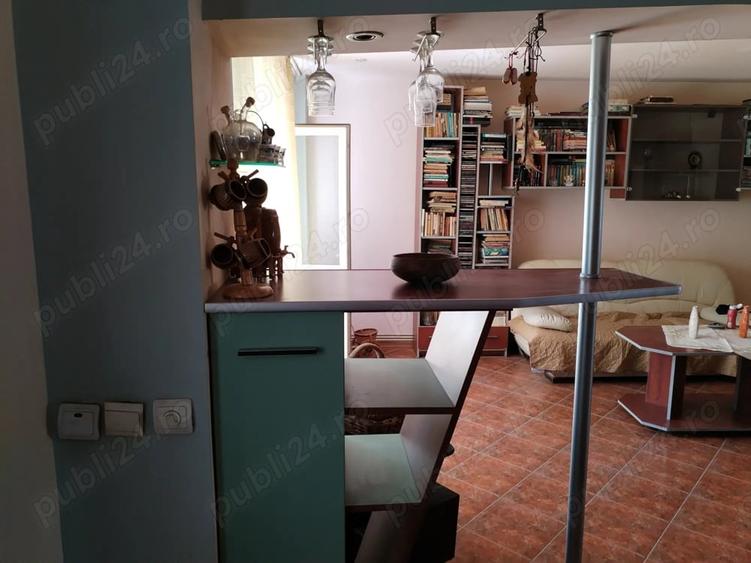 Apartament cu 3 camere decomandat în Central