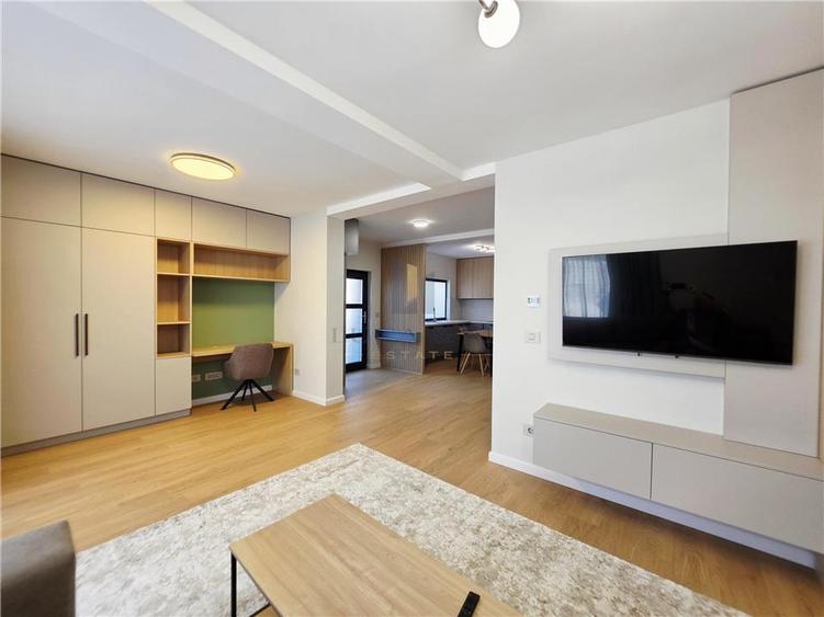 Duplex cu 4 camere cu Teren 300 Mp în Ghiroda