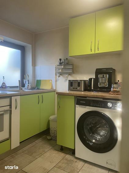 Casă cu 5 camere cu Teren 1200 Mp în Calea București