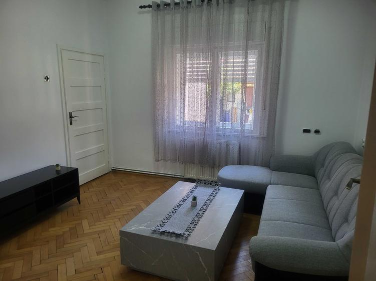 Casă cu 2 camere cu Teren 300 Mp în Fratelia