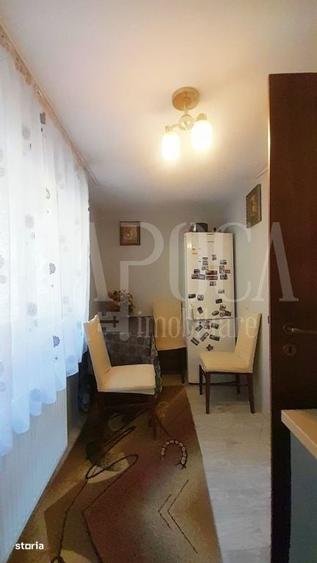 Casă cu 4 camere în Tăuți