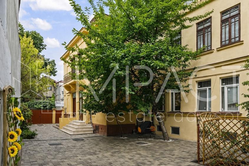 APARTAMENT DEOSEBIT CU 3 CAMERE IN VILA || CURTE - 19
