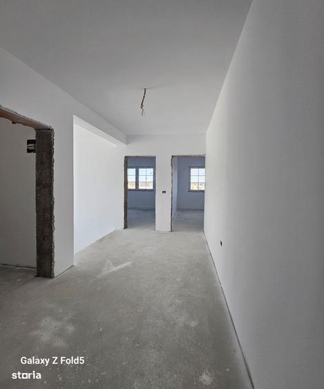 Casă cu 4 camere cu Teren 850 Mp în Nufărul