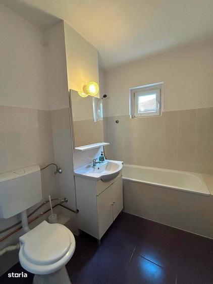 Apartament cu 2 camere decomandat în Lipovei