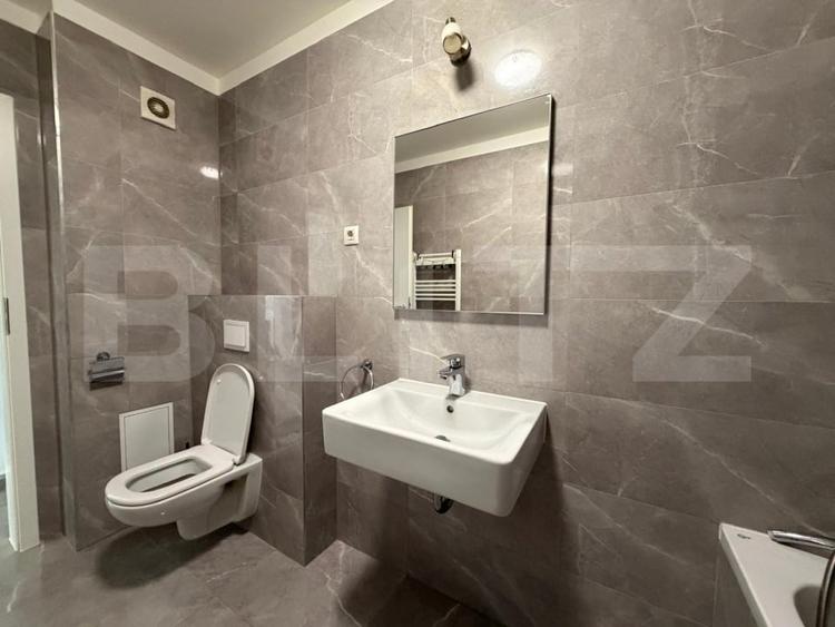 Apartament cu 2 camere decomandat, mobilat în Tractorul