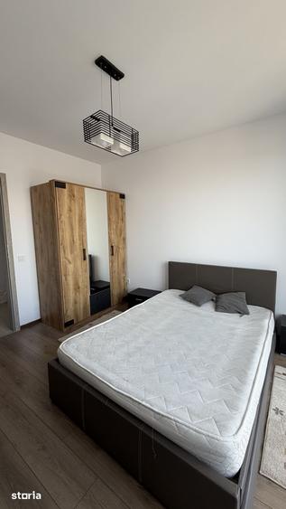 Apartament cu 3 camere, mobilat în Cetății
