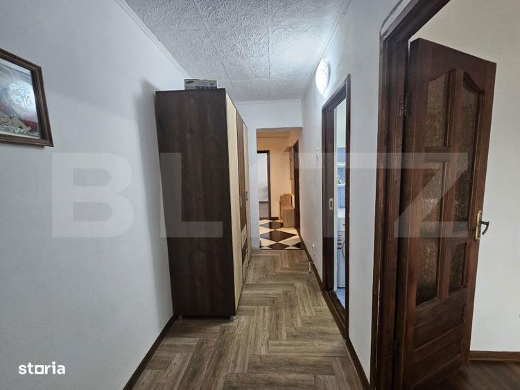 Apartament cu 3 camere decomandat, mobilat în Nicolina