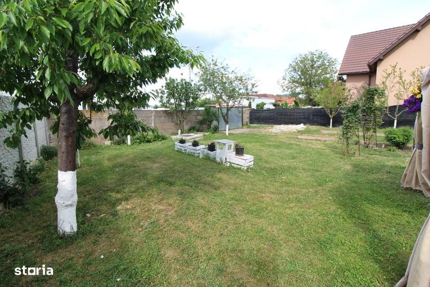 Casă cu 4 camere cu Teren 1413 Mp în Central