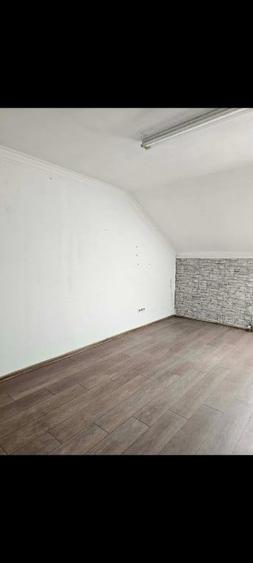 Spațiu comercial, de 18 mp, în Ultracentral