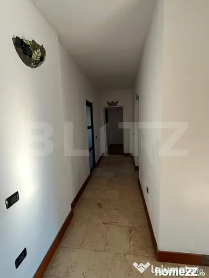 Casă cu 4 camere cu Teren 980 Mp în Valea