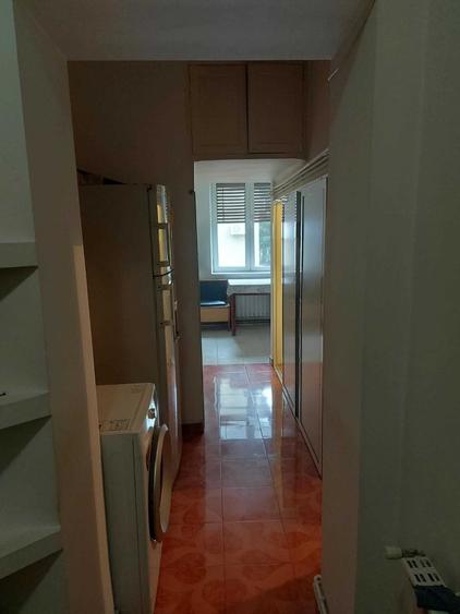 De inchiriat - Apartament spatios cu 3 camere, 100 mp, parter, str. Nicolae Iorga - 6