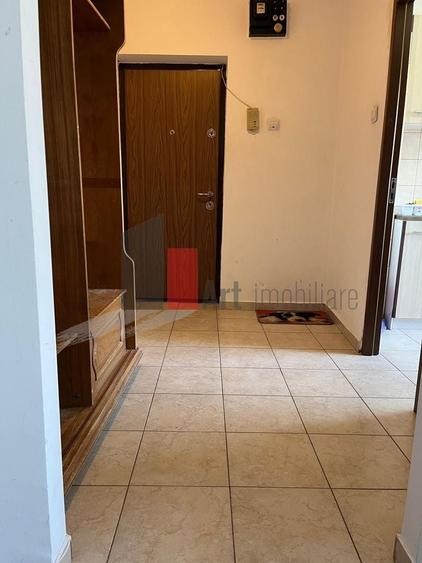 Apartament cu 2 camere semidecomandat în Drumul Taberei